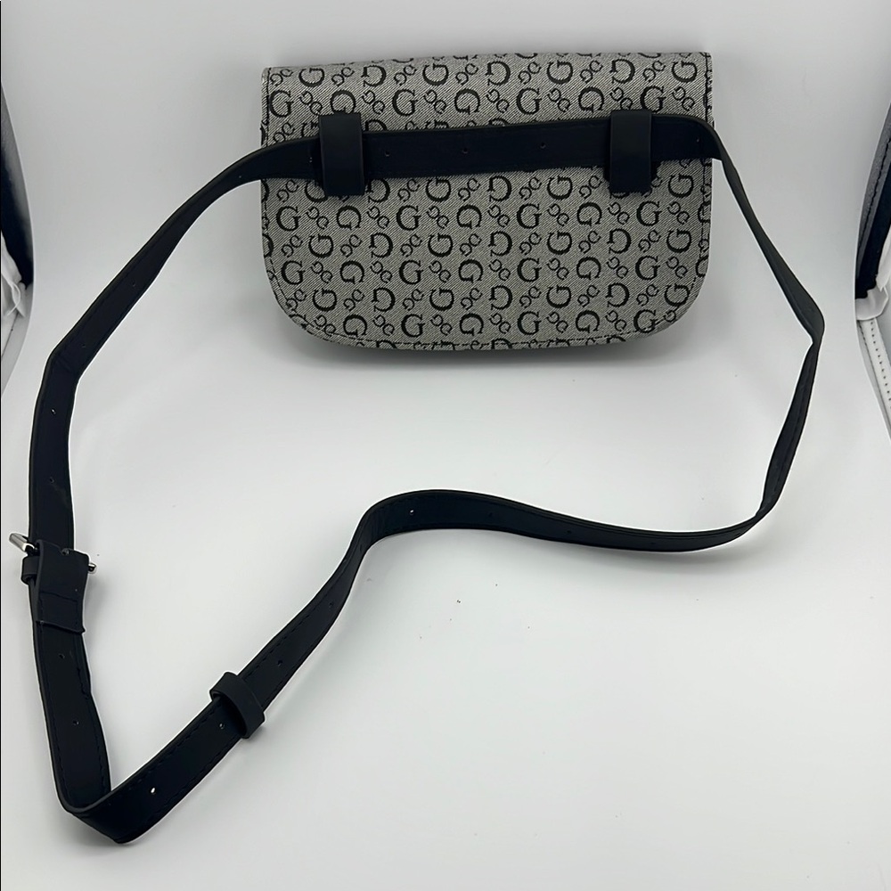 Guess Belt Bag - Picture 6 of 10